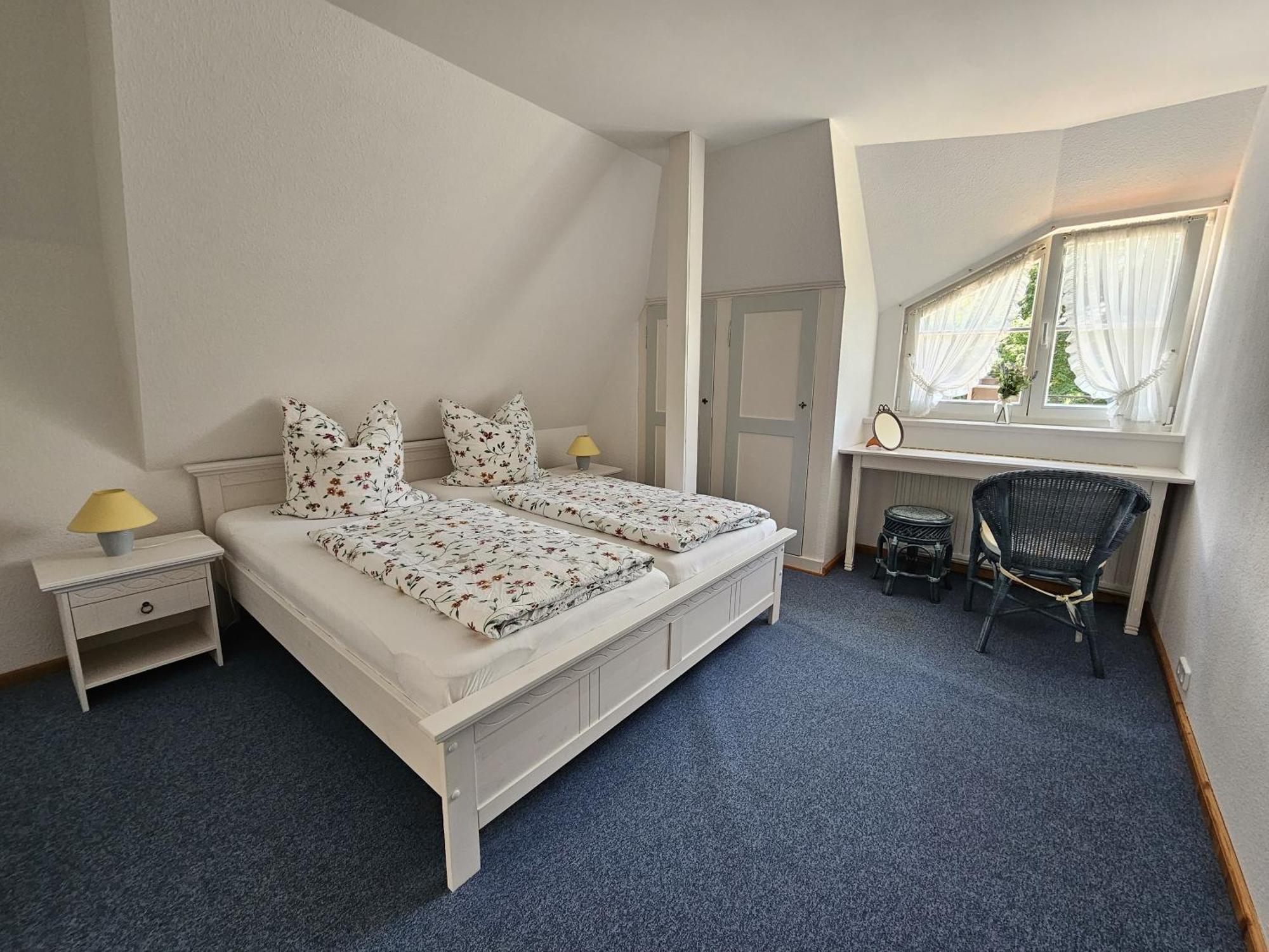 Landhaus Saaleck Naumburg  Rum bild